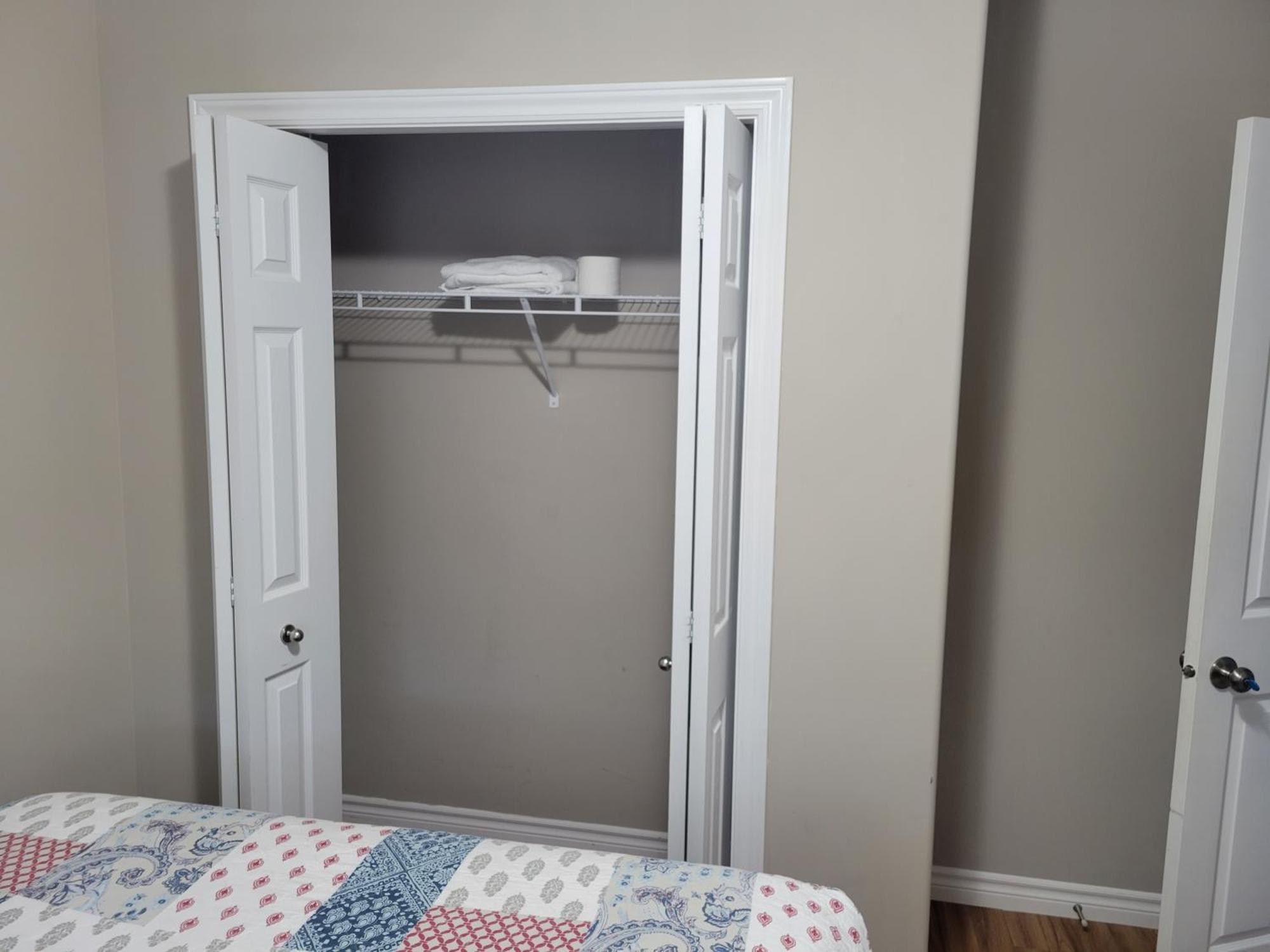 Comfy Rooms Stay - Unit 1 金斯顿 外观 照片